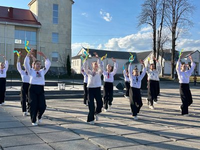 На потреби захисникам з Жашківщини: на Черкащині влаштували доброчинний ярмарок На потреби захисникам з Жашківщини: на Черкащині влаштували доброчинний ярмарок