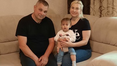 "Троє кровних, троє народжених серцем": історія прийомної родини з Кропивницького "Троє кровних, троє народжених серцем": історія прийомної родини з Кропивницького