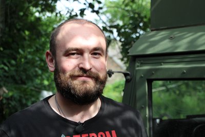військовий медик анестезіолог 28-ї окремої механізованої бригади Сергій допомога поранені бійці фронт Луганська область військовий медик анестезіолог 28-ї окремої механізованої бригади Сергій допомога поранені бійці фронт Луганська область