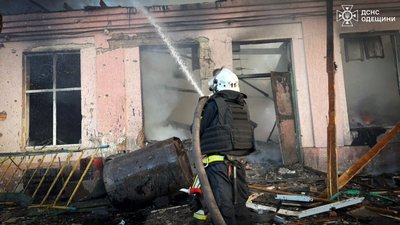 Нічна атака дронами на Одещину: пошкоджено критичну інфраструктуру Нічна атака дронами на Одещину: пошкоджено критичну інфраструктуру