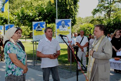 На Алеї Героїв у Решетилівці відкрили нові пам'ятні банери На Алеї Героїв у Решетилівці відкрили нові пам'ятні банери