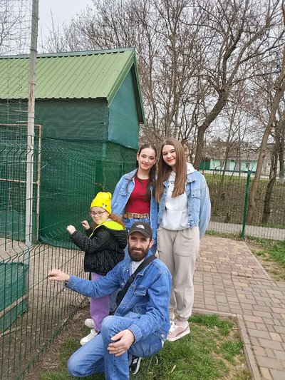 Коли серце здригнулося: як родина з Арцизу стала домівкою для 14-річної сироти