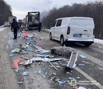 Загинули двоє водіїв: на Кіровоградщині сталась смертельна аварія Загинули двоє водіїв: на Кіровоградщині сталась смертельна аварія
