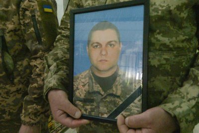 Портрет загиблого військового з тероборони Олега Звенигородського Портрет загиблого військового з тероборони Олега Звенигородського