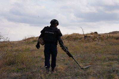 Підводне розмінування: як працюють рятувальники Херсонщини Підводне розмінування: як працюють рятувальники Херсонщини