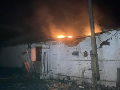 Російські війська атакували прикордонне село Жадове на Чернігівщині Російські війська атакували прикордонне село Жадове на Чернігівщині