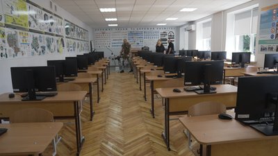 У Вінниці запрацювала автошкола, адаптована для людей з інвалідністю У Вінниці запрацювала автошкола, адаптована для людей з інвалідністю
