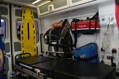 “FPV ганяються за нашими авто”: як працюють фахівці екстреної допомоги на прикордонній Сумщині “FPV ганяються за нашими авто”: як працюють фахівці екстреної допомоги на прикордонній Сумщині