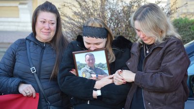 Володимир Левін, Олександр Форощук та Павло Довгокер-прощання у Кропивницькому 15 жовтня Володимир Левін, Олександр Форощук та Павло Довгокер-прощання у Кропивницькому 15 жовтня