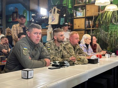 Проєкт 102 бригади з Івано-Франківщини "Бойові ворони" Проєкт 102 бригади з Івано-Франківщини "Бойові ворони"