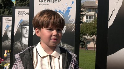 «Любив мене дуже сильно і Златку»: спогади рідних Романа Никичука «Любив мене дуже сильно і Златку»: спогади рідних Романа Никичука