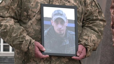 У Рівному попрощались з військовими Олександром Савіним та Євгеном Христичем