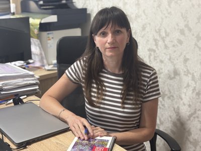 “Розповідають про свої проблеми”: як в Андріяшівській громаді допомагають переселенцям та ветеранам “Розповідають про свої проблеми”: як в Андріяшівській громаді допомагають переселенцям та ветеранам