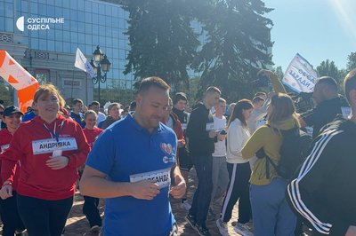 В Одесі понад 400 учасників долучилися до благодійного забігу на підтримку окупованих міст В Одесі понад 400 учасників долучилися до благодійного забігу на підтримку окупованих міст