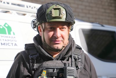 «Прямо біля будинку викопали яму»: історії людей, які евакуювалися з Дружківки «Прямо біля будинку викопали яму»: історії людей, які евакуювалися з Дружківки