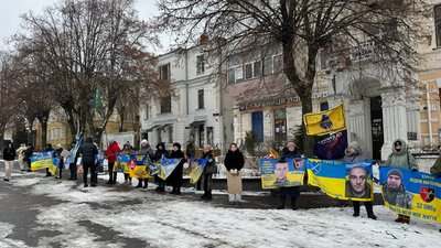 "Катування не мають вихідних": у Вінниці відбулася акція на підтримку зниклих безвісти на полонених захисників