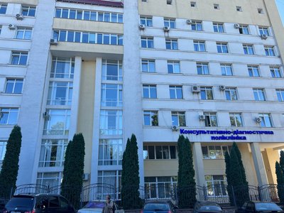 Одна із будівель Житомирської обласної клінічної лікарні імені Гербачевського Одна із будівель Житомирської обласної клінічної лікарні імені Гербачевського