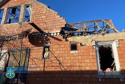 Війська РФ обстріляли Нікополь з артилерії — поранено трьох людей Війська РФ обстріляли Нікополь з артилерії — поранено трьох людей