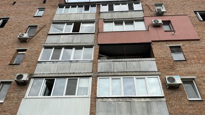 Унаслідок нічної атаки на Полтаву пошкоджено житлові будинки: що говорять очевидці обстрілу Унаслідок нічної атаки на Полтаву пошкоджено житлові будинки: що говорять очевидці обстрілу
