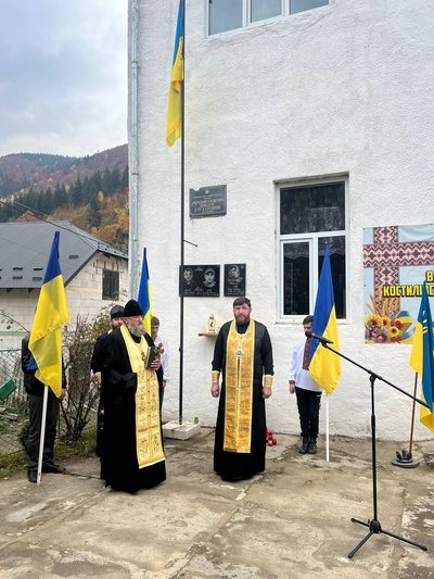 На Закарпатті відкрили меморіальні дошки шістьом полеглим захисникам На Закарпатті відкрили меморіальні дошки шістьом полеглим захисникам