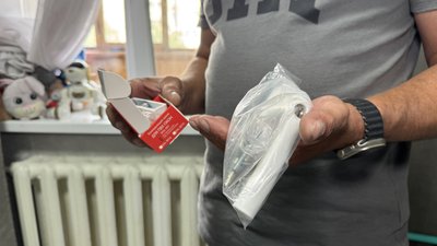 На Полтавщині від початку літа 2026-го з вікон випало четверо дітей: як їх убезпечити На Полтавщині від початку літа 2026-го з вікон випало четверо дітей: як їх убезпечити