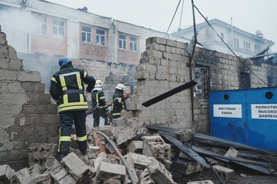 Підприємство у Харкові атакували "Герань-2", рятувальники усувають наслідки атаки, 31 березня 2025 року 9 Підприємство у Харкові атакували "Герань-2", рятувальники усувають наслідки атаки, 31 березня 2025 року 9