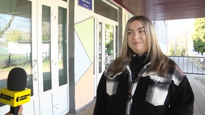 У Житомирських ліцеях обговорюють законопроєкт про обмеження гаджетів під час уроків У Житомирських ліцеях обговорюють законопроєкт про обмеження гаджетів під час уроків
