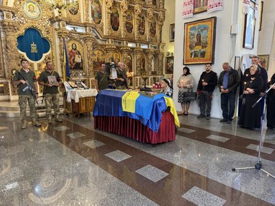 У Полтаві прощаються із захисником Олегом Меженком У Полтаві прощаються із захисником Олегом Меженком