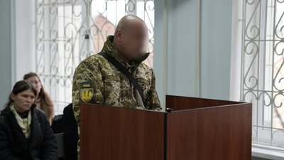 “Він був у комі”: у справі смертельної бійки в ТЦК у Сумах слухали свідків-лікарів “Він був у комі”: у справі смертельної бійки в ТЦК у Сумах слухали свідків-лікарів