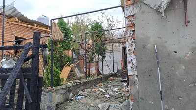 "Шахед" впав на будинок. У Кропивницькому внаслідок удару дрона пошкоджені 19 будівель "Шахед" впав на будинок. У Кропивницькому внаслідок удару дрона пошкоджені 19 будівель