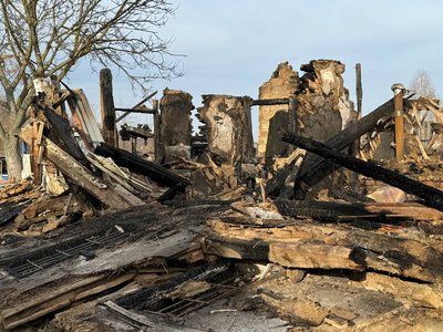 Врятувало, що ночували в хаті поруч: очевидці про дронову атаку на Черкащину 25 листопада Врятувало, що ночували в хаті поруч: очевидці про дронову атаку на Черкащину 25 листопада