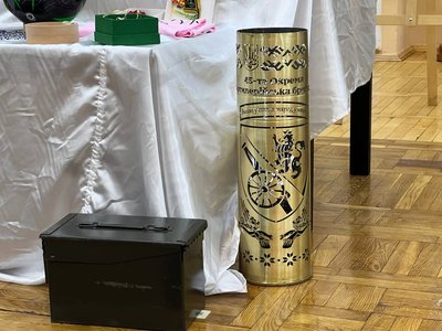 У Житомирі проходить благодійний вечір для збору грошей на пікап для 45-ї бригади У Житомирі проходить благодійний вечір для збору грошей на пікап для 45-ї бригади