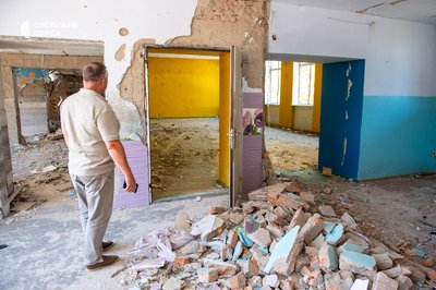 "Немає школи – немає села": як Вишневе на Одещині живе після двох атак РФ "Немає школи – немає села": як Вишневе на Одещині живе після двох атак РФ