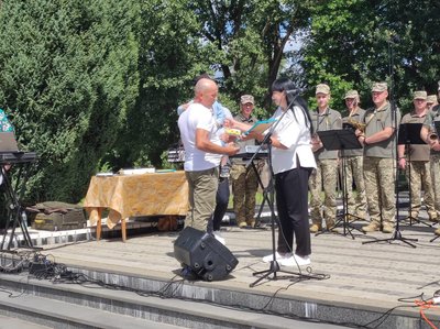 Алея Слави в Луках: на Житомирщині вшанували пам’ять шести загиблих Героїв Алея Слави в Луках: на Житомирщині вшанували пам’ять шести загиблих Героїв