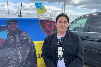 "Не можна забувати": в Ізмаїлі відбувся автозаїзд на честь загиблих та полонених військових "Не можна забувати": в Ізмаїлі відбувся автозаїзд на честь загиблих та полонених військових