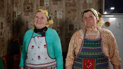 Ірина Прокопчук, Марія Антонюк, сусідки Ірина Прокопчук, Марія Антонюк, сусідки