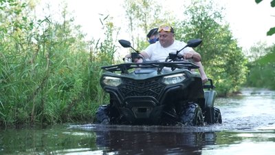 "Всі хочуть побачити, що це таке": екскурсії бурштиновими клондайками пропонують туристам на Рівненщині "Всі хочуть побачити, що це таке": екскурсії бурштиновими клондайками пропонують туристам на Рівненщині