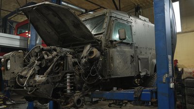 ремонт авто, лендровер, авто для військовий, броньований автомобіль ремонт авто, лендровер, авто для військовий, броньований автомобіль