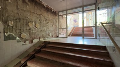 Сирість, грибок і сміття: в якому стані підземні переходи у Полтаві і чи планують ремонт Сирість, грибок і сміття: в якому стані підземні переходи у Полтаві і чи планують ремонт