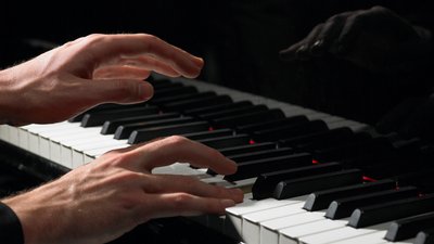 Концерти, майстер-класи й арттерапія: добірка заходів, які відбудуться у Миколаєві на вихідних Концерти, майстер-класи й арттерапія: добірка заходів, які відбудуться у Миколаєві на вихідних