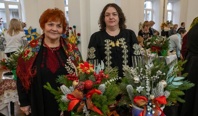 Різдвяні композиції Різдвяні композиції