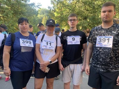 Понад 500 людей взяли участь в акції "Біжу за Героїв" на Рівненщині