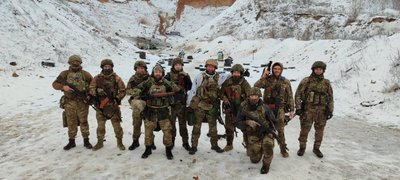 В Охтирці попрощалися зі штурмовиком-кулеметником Ігорем Лапіним В Охтирці попрощалися зі штурмовиком-кулеметником Ігорем Лапіним