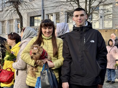 У Вербну неділю житомиряни прийшли до храмів освячувати гілочки верби