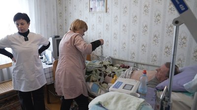 "Це завжди важкі пацієнти": як у Вінниці працює паліативна бригада медиків "Це завжди важкі пацієнти": як у Вінниці працює паліативна бригада медиків