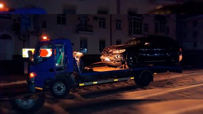 Вміст алкоголю у 12 разів перевищував норму: у Чернігові п'яний водій вчинив ДТП за участі 4 авто Вміст алкоголю у 12 разів перевищував норму: у Чернігові п'яний водій вчинив ДТП за участі 4 авто