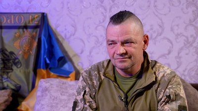 "Казали, що дурень": черкащанин повернувся з-за кордону, щоб захищати Україну "Казали, що дурень": черкащанин повернувся з-за кордону, щоб захищати Україну