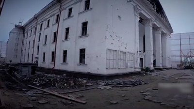 У Маріуполі російські окупанти зносять будівлю драмтеатру — радник мера У Маріуполі російські окупанти зносять будівлю драмтеатру — радник мера
