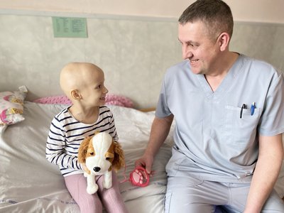 Обидві нирки функціонують добре: у Львові лікують 4-річну Марію із двобічною нефробластомою Обидві нирки функціонують добре: у Львові лікують 4-річну Марію із двобічною нефробластомою