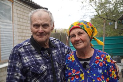 "Страшно, а їхати куди немає". Як живуть мешканці Богданівки, що за 14 км від лінії фронту "Страшно, а їхати куди немає". Як живуть мешканці Богданівки, що за 14 км від лінії фронту